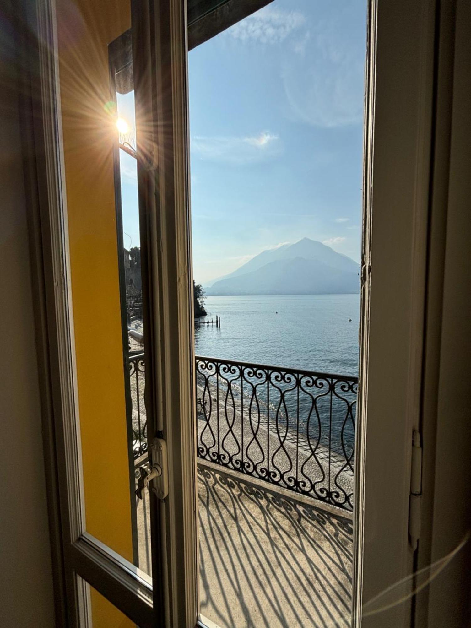 Varenna Caffe Apartment Екстер'єр фото