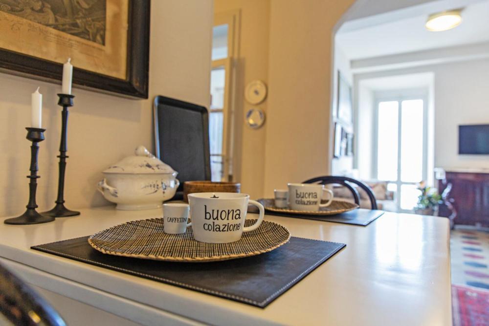 Varenna Caffe Apartment Екстер'єр фото