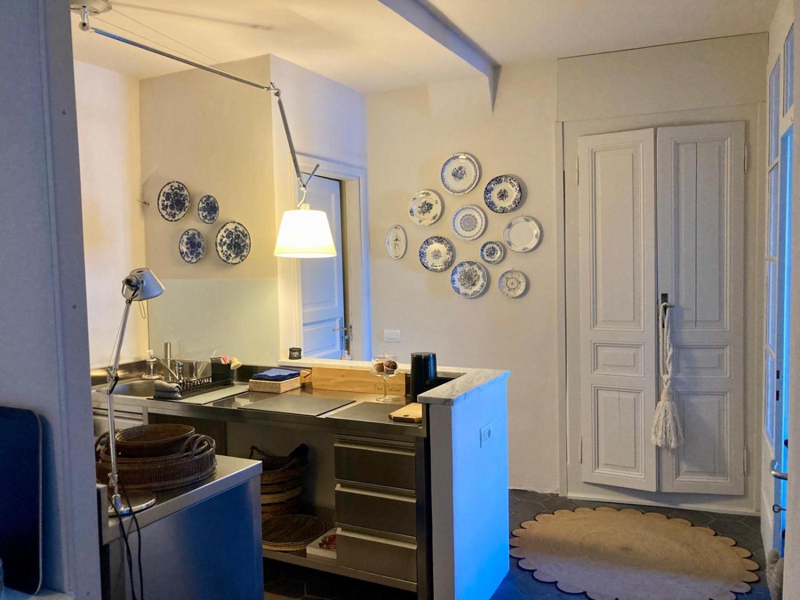 Varenna Caffe Apartment Екстер'єр фото